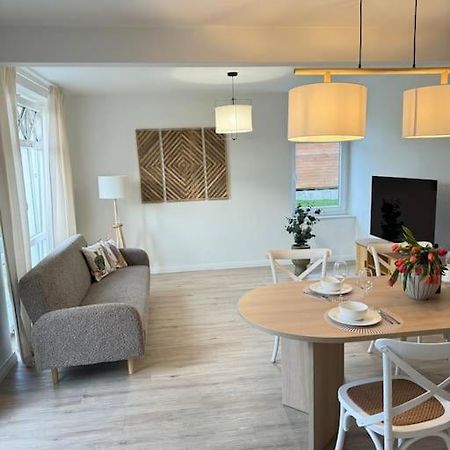 2,5 Zimmer Ferienwohnung Fehmarn Mit Eigenem Parkplatz Exterior photo